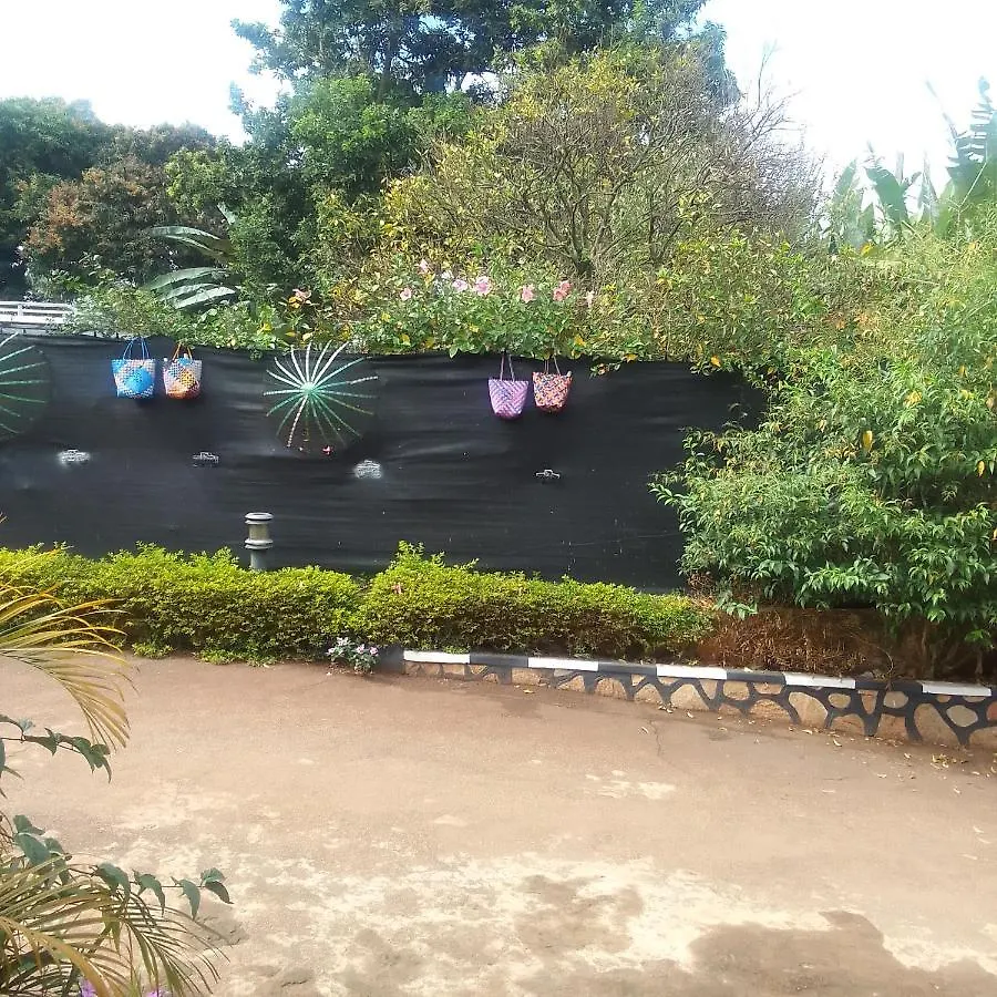 Dream Jet Suites Entebbe Bed and breakfast