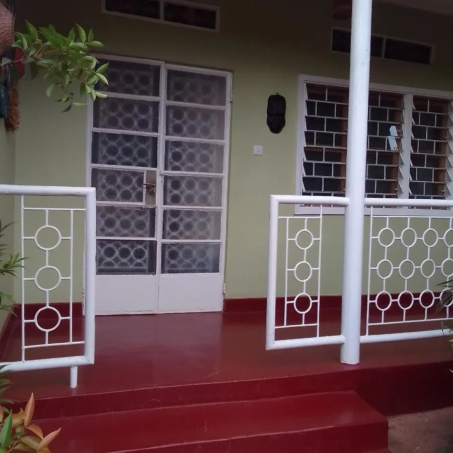 Dream Jet Suites Entebbe 0*,  Uganda