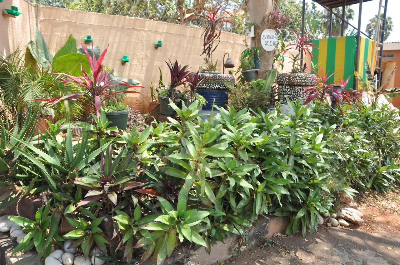 Dream Jet Suites Entebbe Bed and breakfast